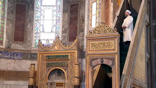 Gündemi karıştıran Ayasofya hutbesinde Atatürk'e söylenenlerle ilgili Cumhurbaşkanı Sözcüsü  açıklama yaptı