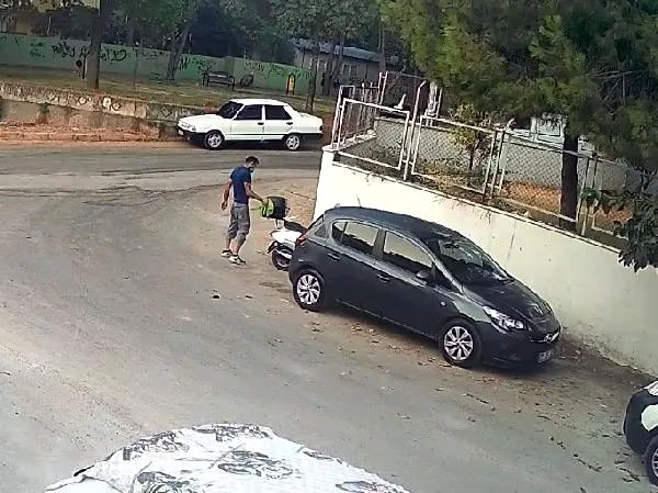 Motosikleti çalamayınca parmak izini silmek istedi, yakalanınca da ''İnsanlık öldü mü?" sözleriyle kendini savundu