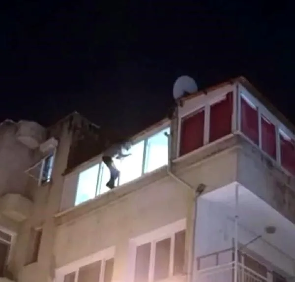 Cezaevi firarisi, yakalandığını anlayınca pencereden çıkıp intihara kalkıştı!