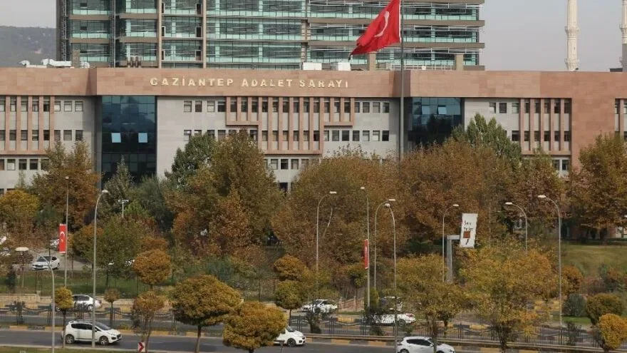 Aldattığı eşine doğurduğu bebeği çöpe attıran kadına müebbet