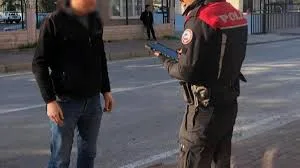 Aranan 33 kişi yakalanarak tutuklandı
