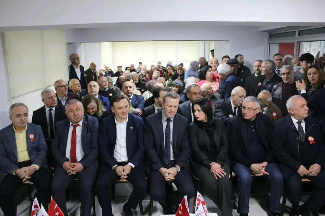 Samsun'da Gürcü Kültür Derneği Coşkulu Bir Kalabalıkla  Açıldı