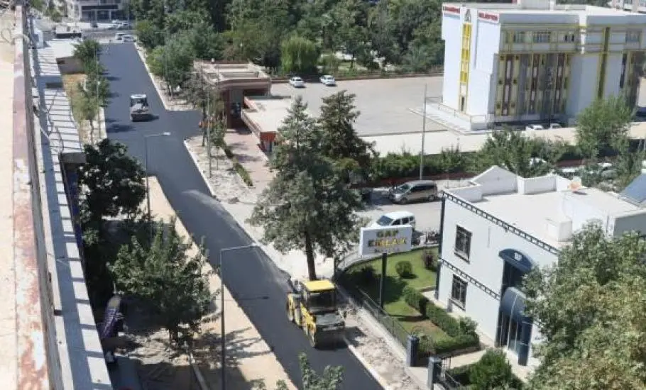 Şanlıurfa Karaköprü’de ulaşımı rahatlatacak çalışmalar sürüyor