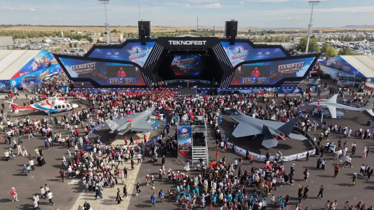 Şanlıurfa Havalimanı dolup taşıyor! TEKNOFEST’e 140 bin ziyaretçi