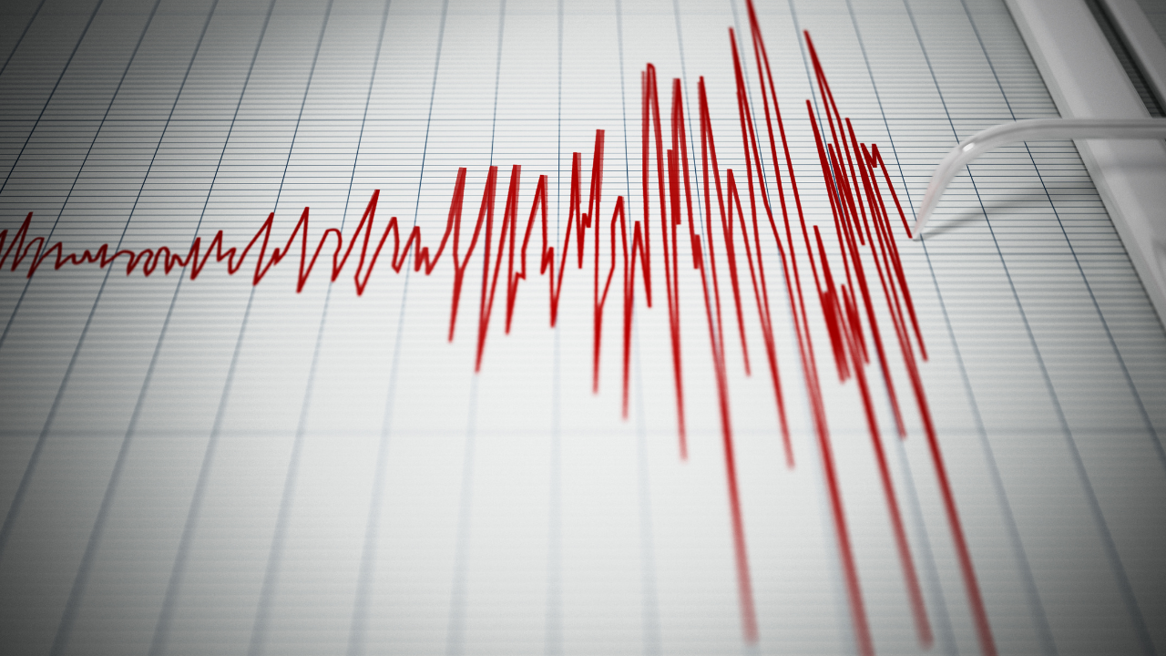 Gökçeada Açıklarında Korkutan Deprem: Büyüklüğü 5,2 – Kandilli 5,4 Olarak Açıkladı