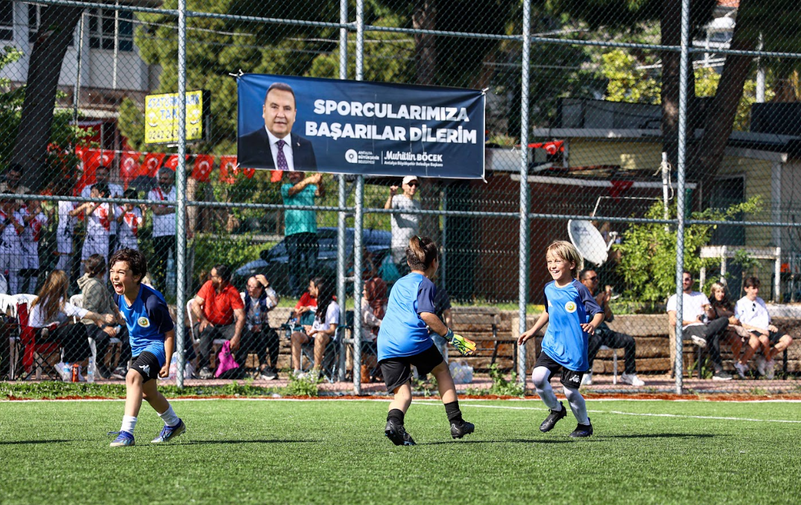 Büyükşehir Futbol Akademisi kayıtları başladı