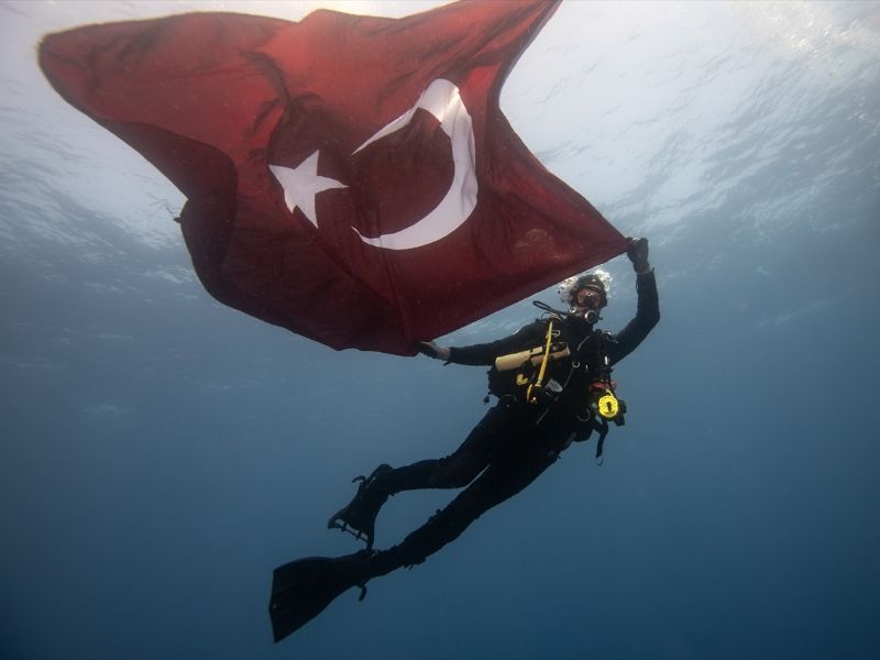 Jandarma Teşkilatı'nın 186. Yıl Dönümü Su Altında Kutlandı