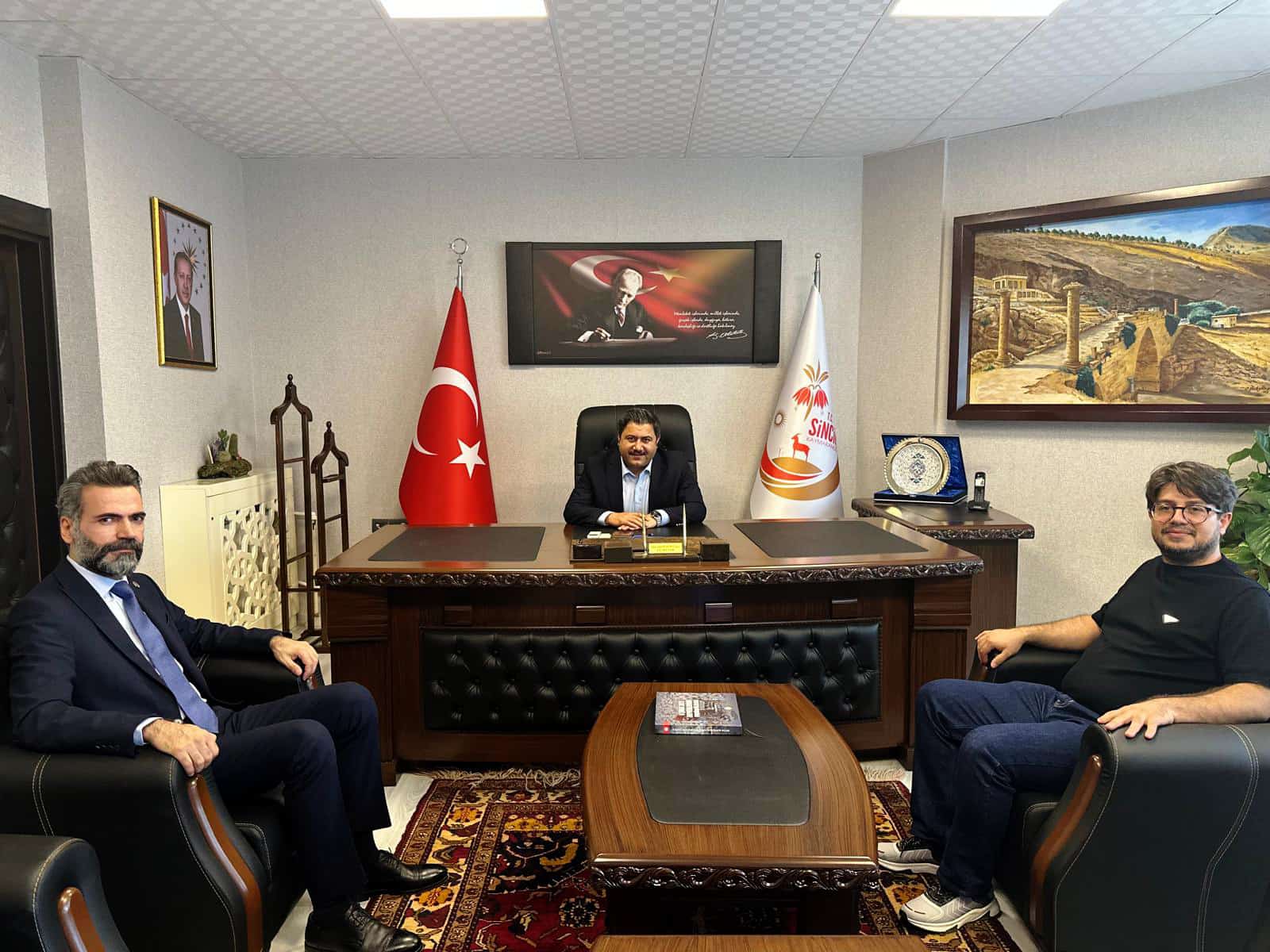 İslam Ülkeleri AB Basın Müşaviri Akgüneş’den Kaymakam Yunus Emre Bozkurtoğlu’na Ziyaret