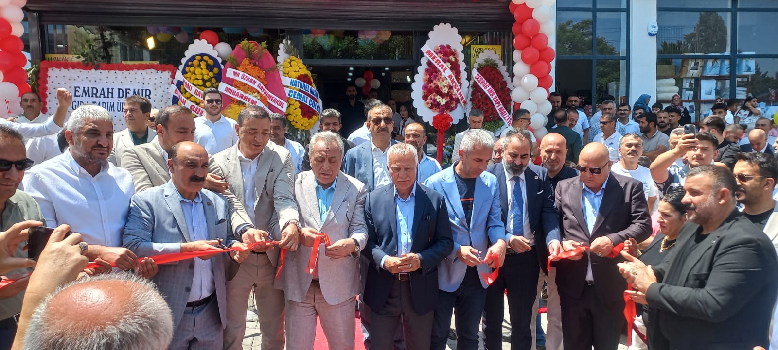 Dormanlı Mandıra ve Şarküteri Mamak’ta Hizmete Açıldı: Açılışa Siyaset ve İş Dünyasından Yoğun Katılım