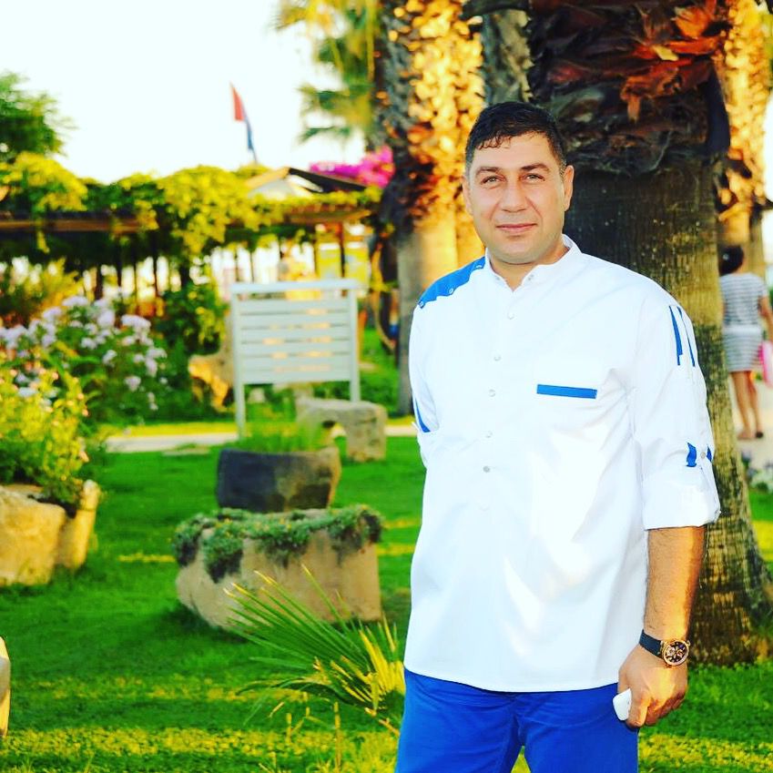 LEZZETİN YENİ ADRESİ: İSMAİL USTA LAHMACUN ANTALYA’DA DAMAKLARI ŞENLENDİRİYOR
