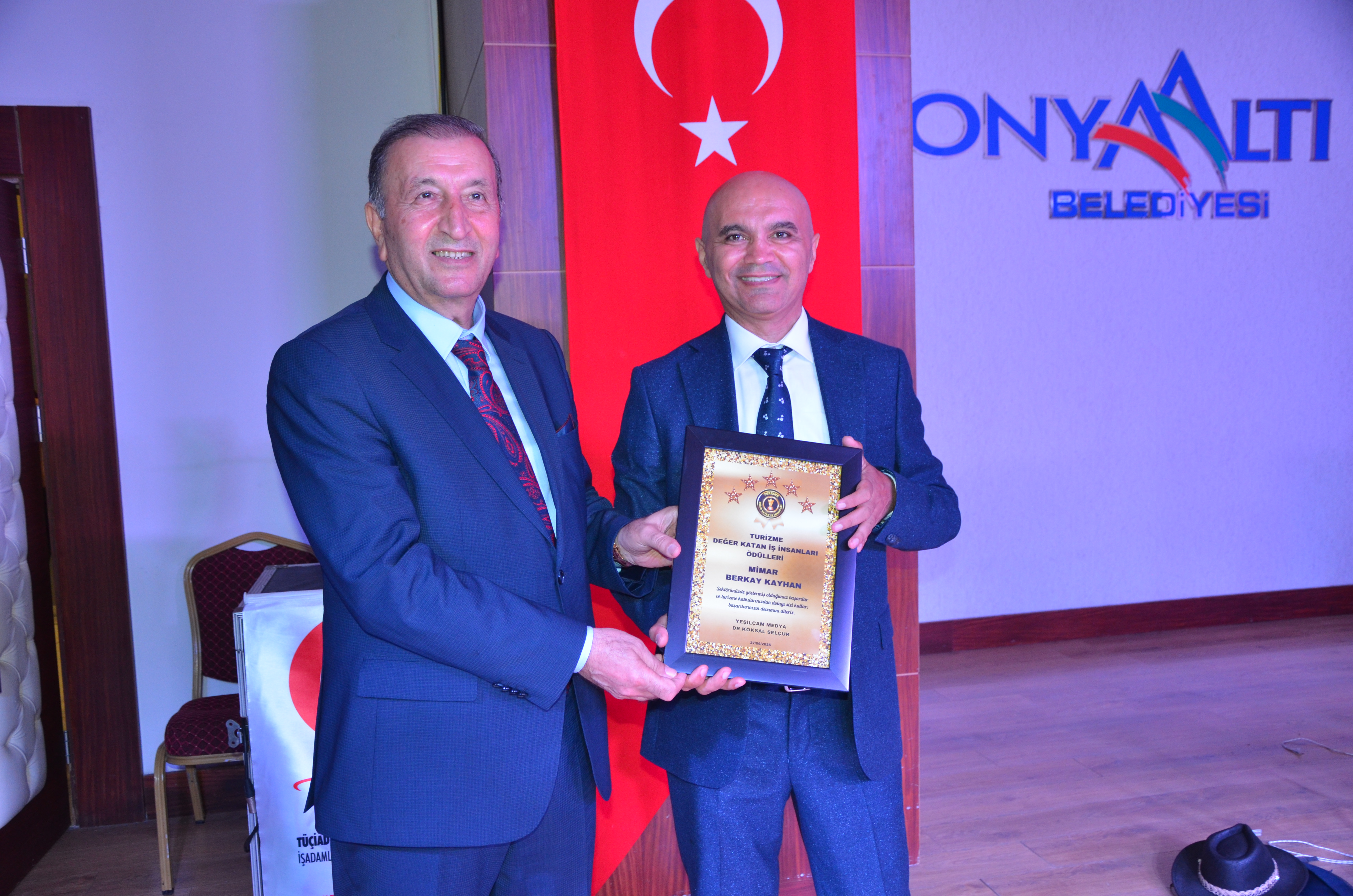 Antalya’nın Mimari Kimliğine Katkı Ödülü: Berkay Kayhan’a Özel Takdim