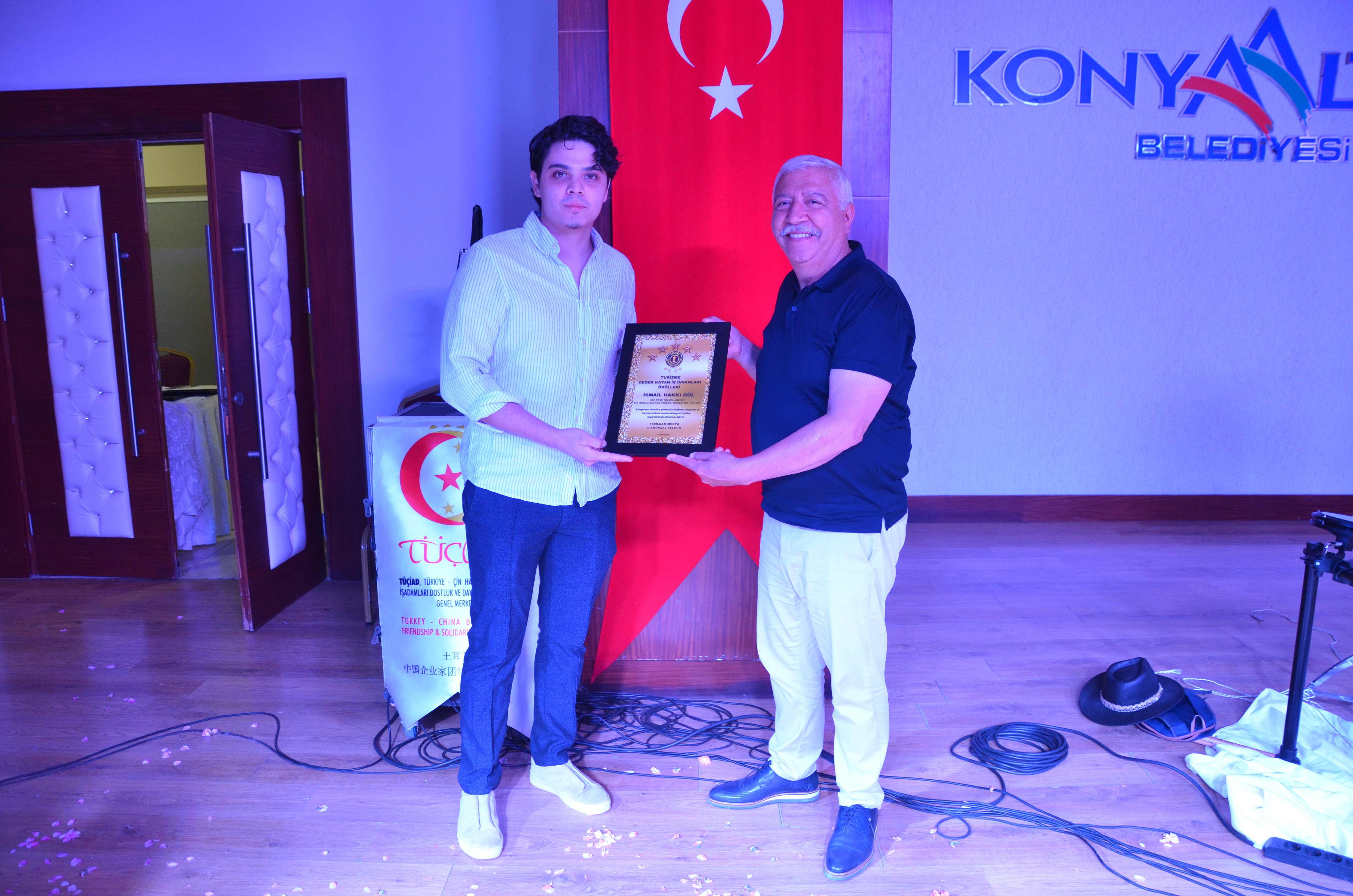 Turizm ve Organizasyon Sektörüne Katkı Ödülü: İsmail Hakkı Gül’e Anlamlı Takdim
