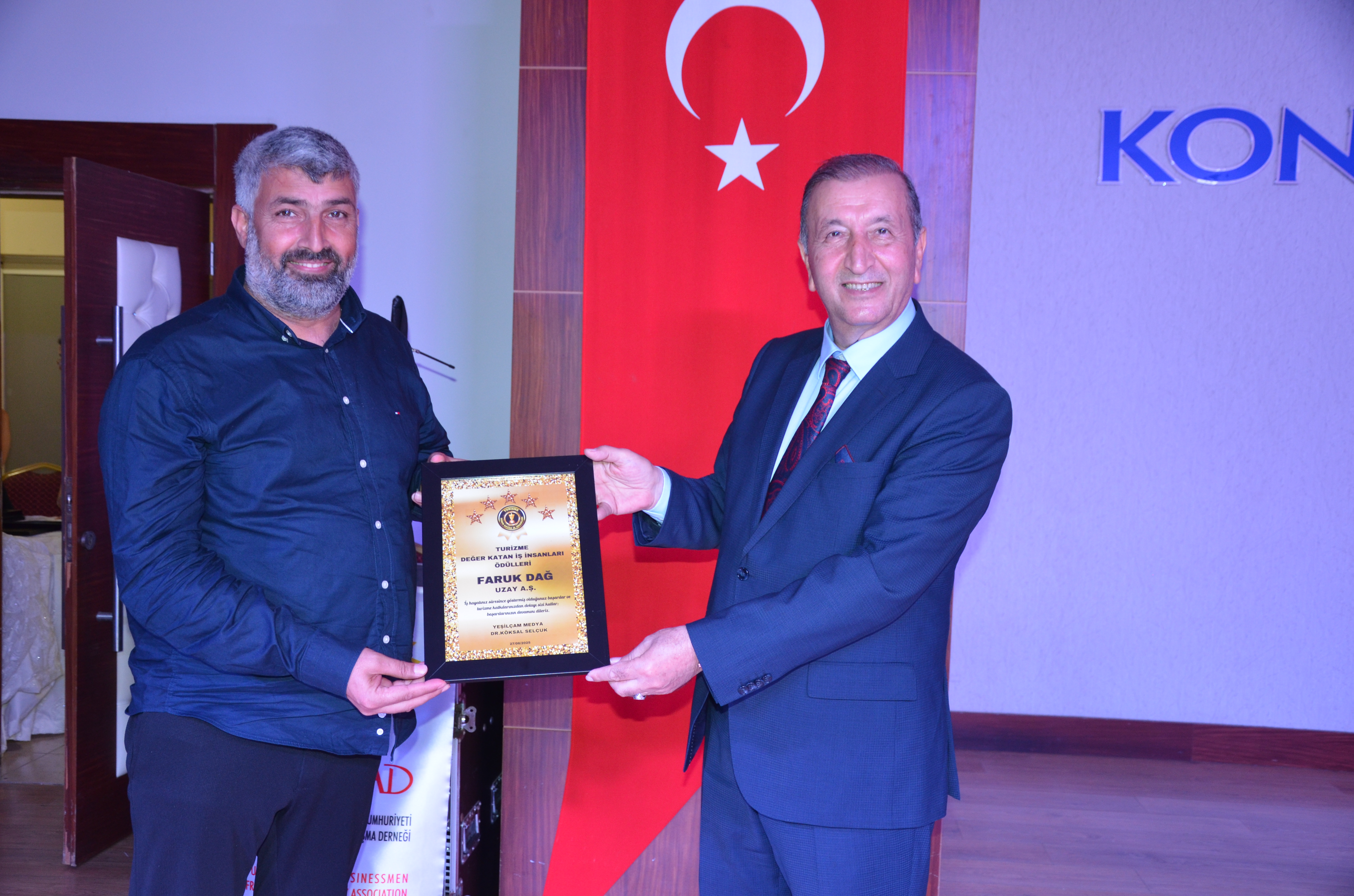 Modern Kentleşmeye Katkı Ödülü: Faruk Dağ’a Anlamlı Takdim