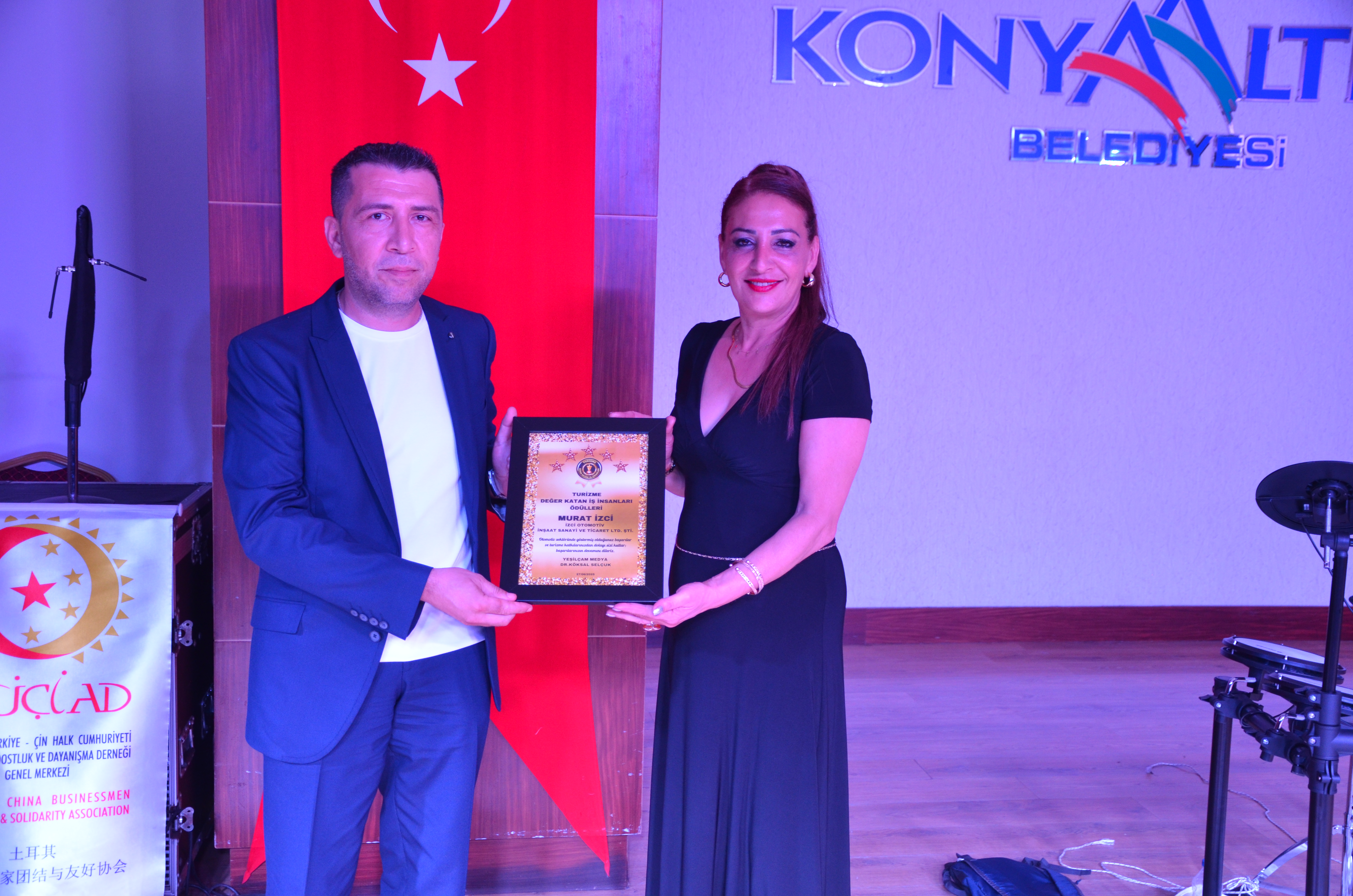Antalya Otomotiv Sektörüne Değer Ödülü: Murat İzci’ye Anlamlı Takdim