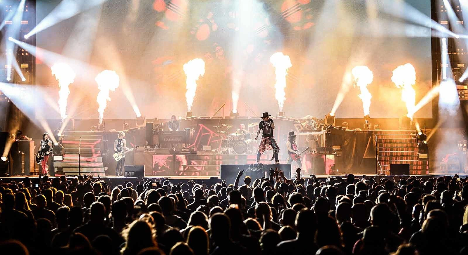 2024’ün Konser Zenginleri Açıklandı: Cem Adrian Zirvede, Tarkan Listede Yok!