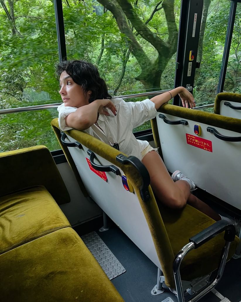 Aybüke Pusat Yeni Projesi Öncesi Japonya’da Moral Tatilinde