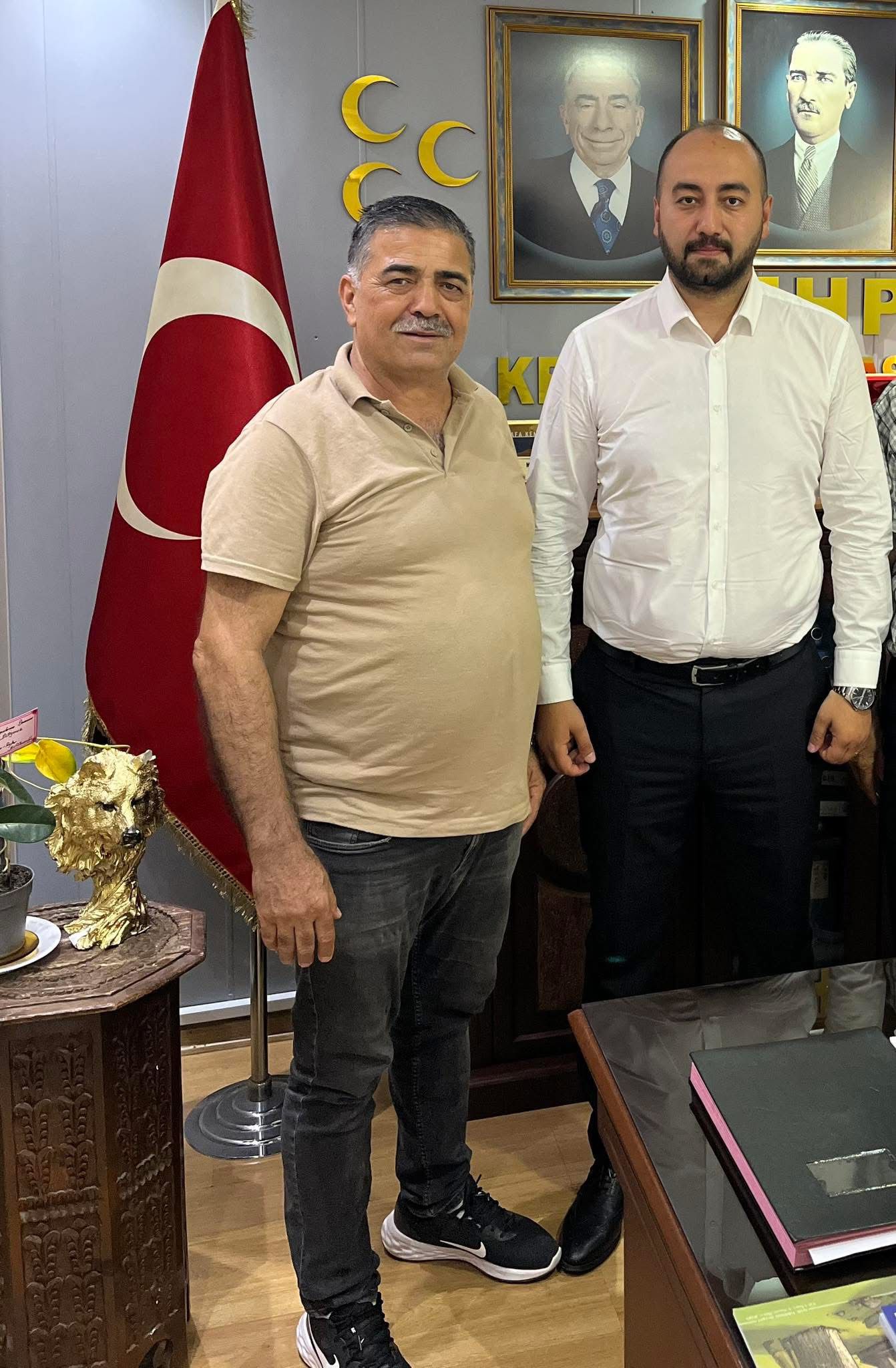 Adnan Asar’dan MHP Kepez İlçe Başkanı Bölükbaşıoğlu’na Ziyaret