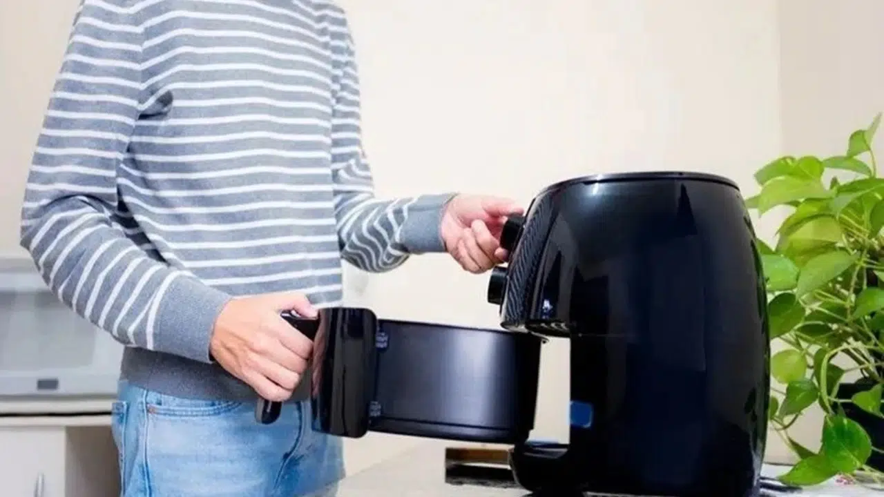 İrlanda’da 60 Bin Airfryer Cihazı Yangın Riski Nedeniyle Geri Çağrıldı