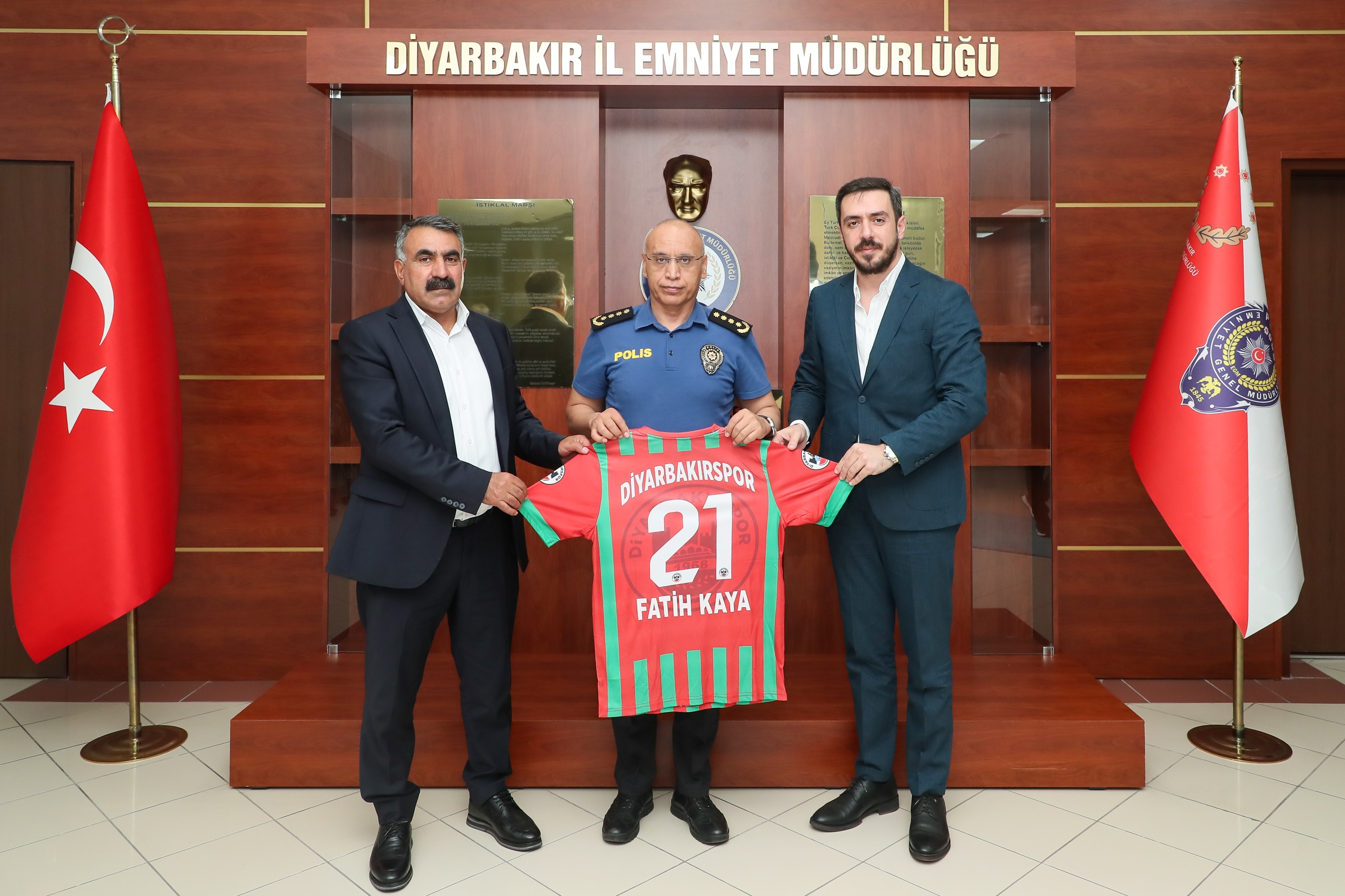 GAFFAR OKKAN'IN EMANETİNE ANLAMLI DESTEK