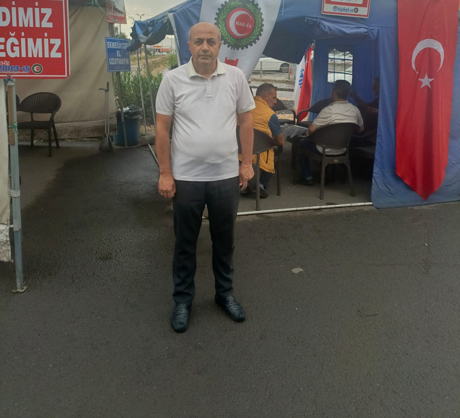 PKK SİLAH BIRAKTI, DEM İŞÇİ KIYIMI YAPTI 