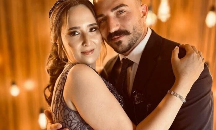 14 TEMMUZ'DA DÜNYA EVİNE GİRDİ  Şehit Tolunay Kocaman'ın işe yeni başladığı ve öğrenildi.  Seyitgazi ilçesinin Kümbet Mahallesi'nde yaşayan ve 14 Temmuz'da dünya evine giren Kocaman'ın vefatı büyük üzüntüye neden oldu.