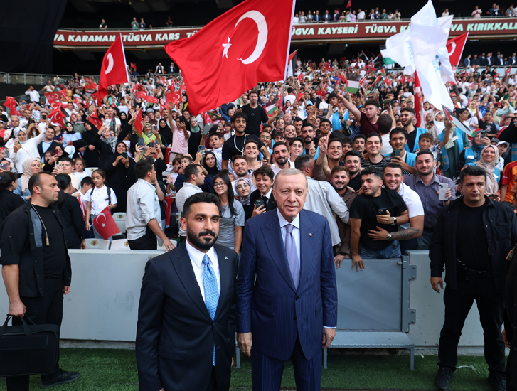 Milletimizin hasretini çektiği büyük ve güçlü Türkiye'ye kavuşmamıza çok az kaldı