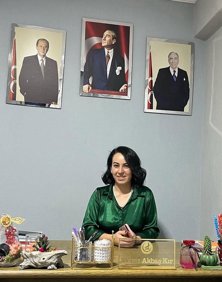 GENÇLİĞİN GÜCÜYLE YÜKSELİYORUZ: MANİSA İL BAŞKANIMIZ MERVE AKBAŞ’ KIR’A HOŞ GELDİN DİYORUZ