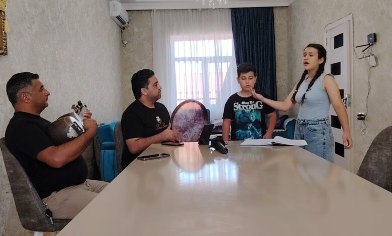 Nekşi-Cihan Düeti Güneş ve Ferman “Çırpınırdı Kara Dəniz” Performanslarıyla Milyonlara Ulaştı