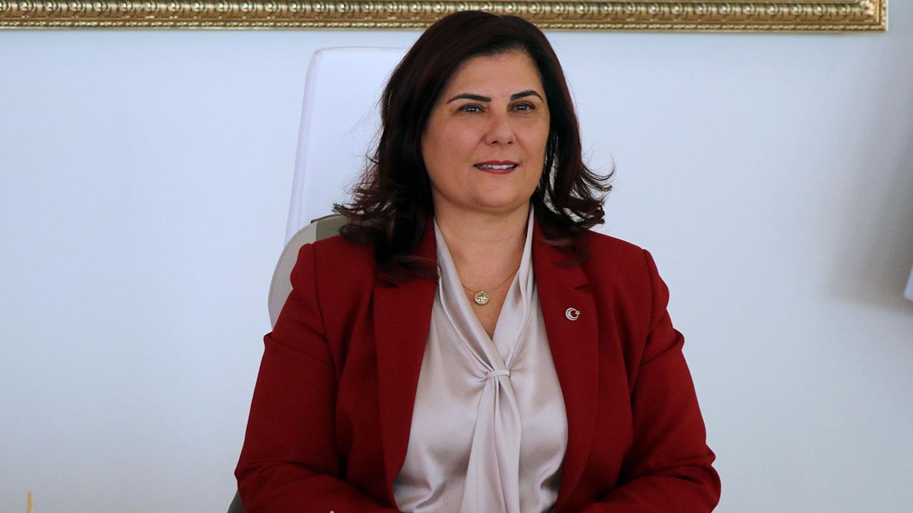 Aydın Büyükşehir Belediye Başkanı Özlem Çerçioğlu CHP’den istifa etti, AK Parti’ye katılıyor