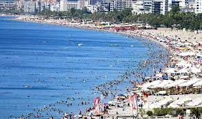 Antalya'da denize girenlerde kaşıntı ve yanma şikayetleri arttı! 