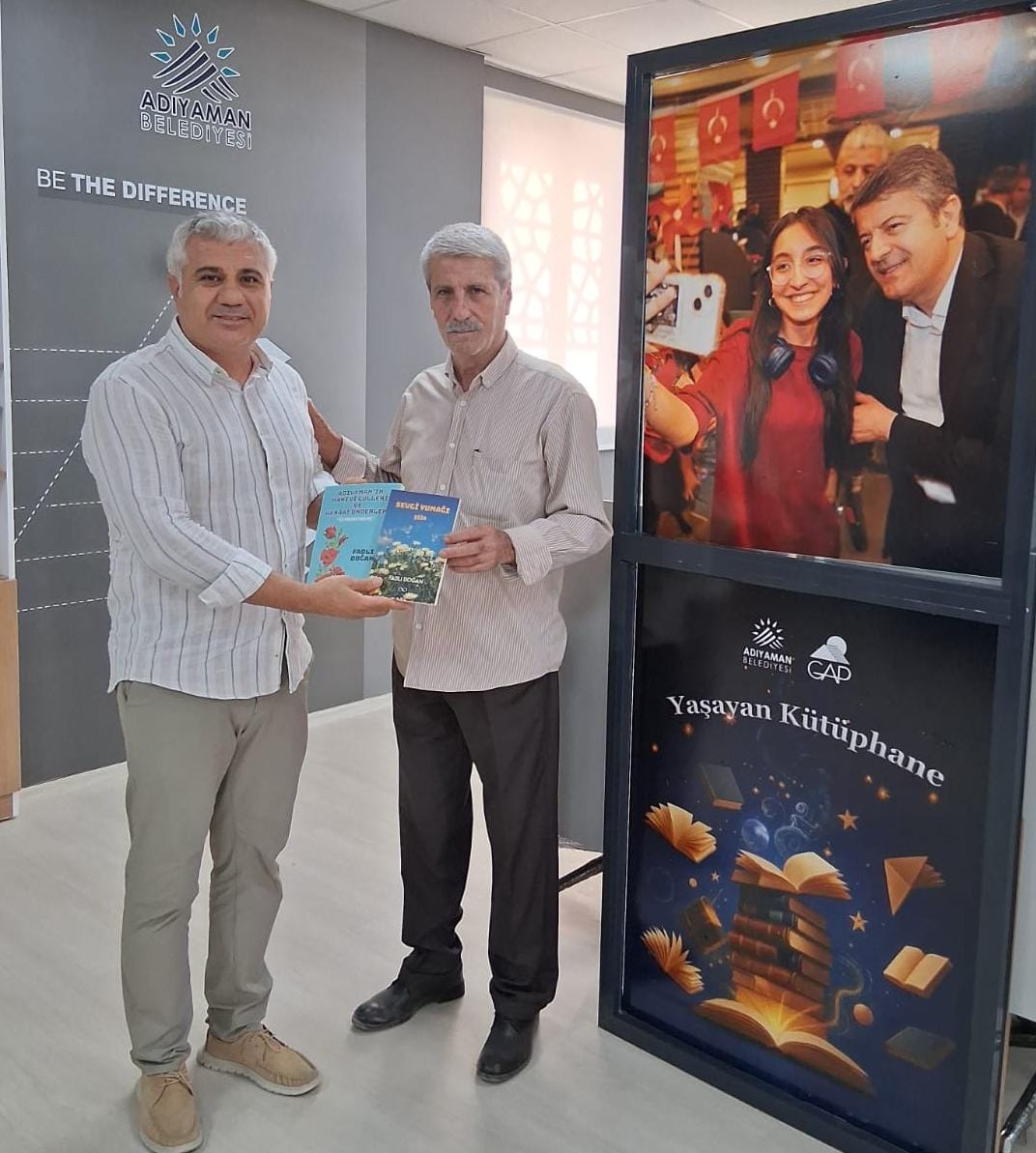 Fadlı Doğan’dan Adıyaman Belediyesi’ne Anlamlı Kitap Bağışı