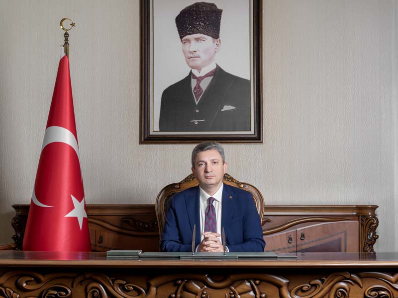 Antalya Valisi Sayın Hulusi Şahin’in İlköğretim Haftası Mesajı