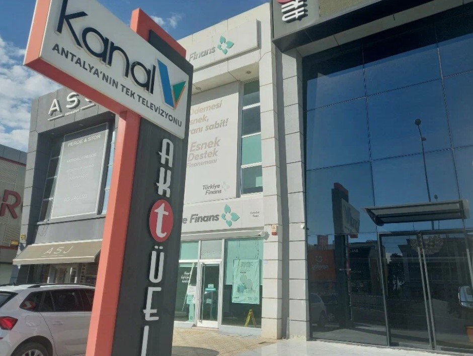 Kanal V’ye Kayyum Atandı: Sahipleri Gözaltında