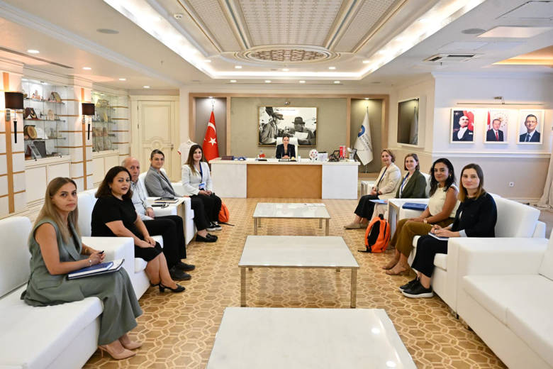 Büyükşehir’den kadın dostu kent vizyonu