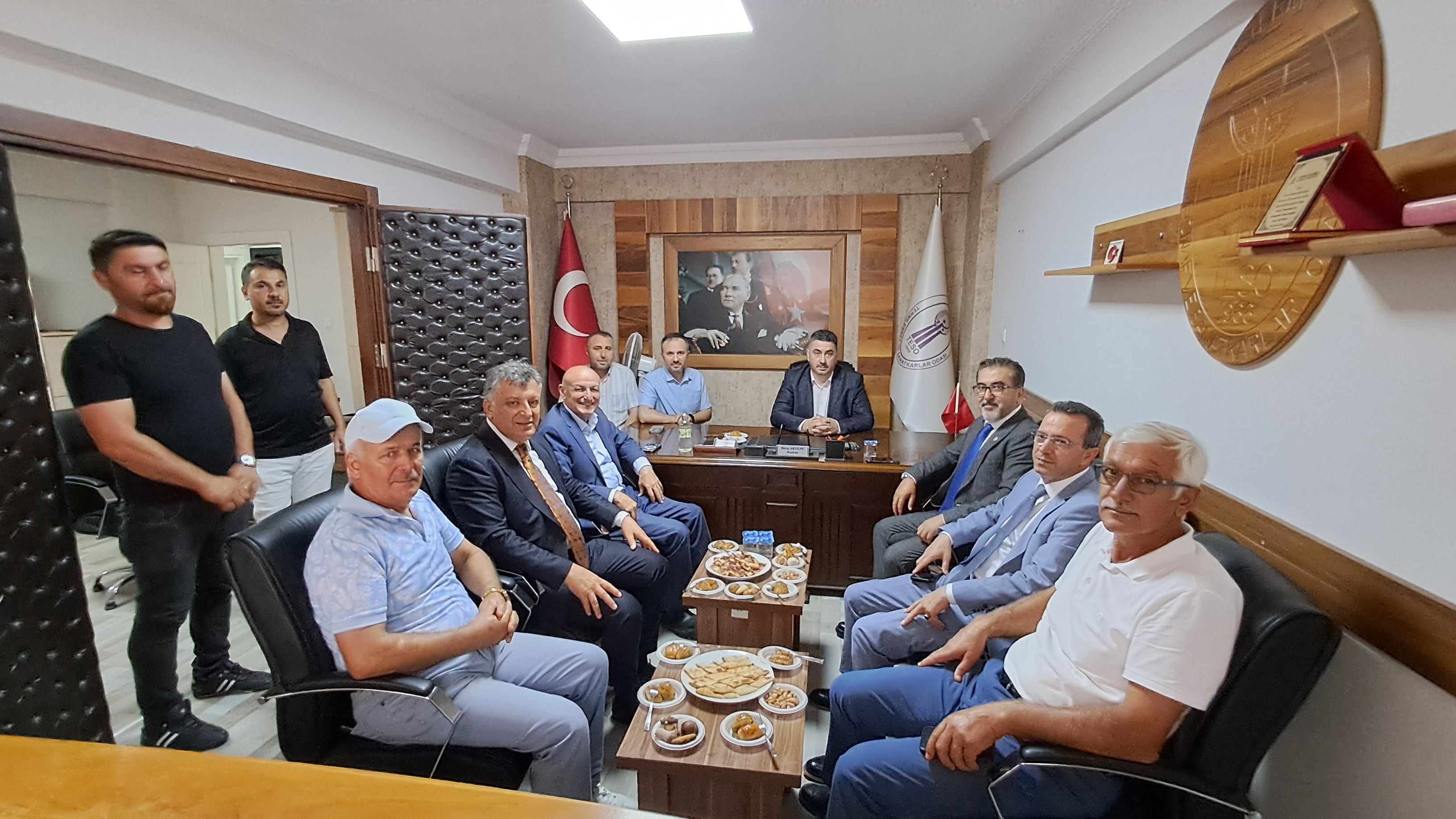 Başkan Barış Aktepe 1600 esnaf adına konuştu 