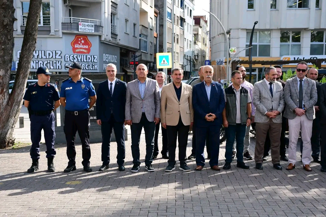 Terme'de İlköğretim Haftası İçin Tören Düzenlendi 