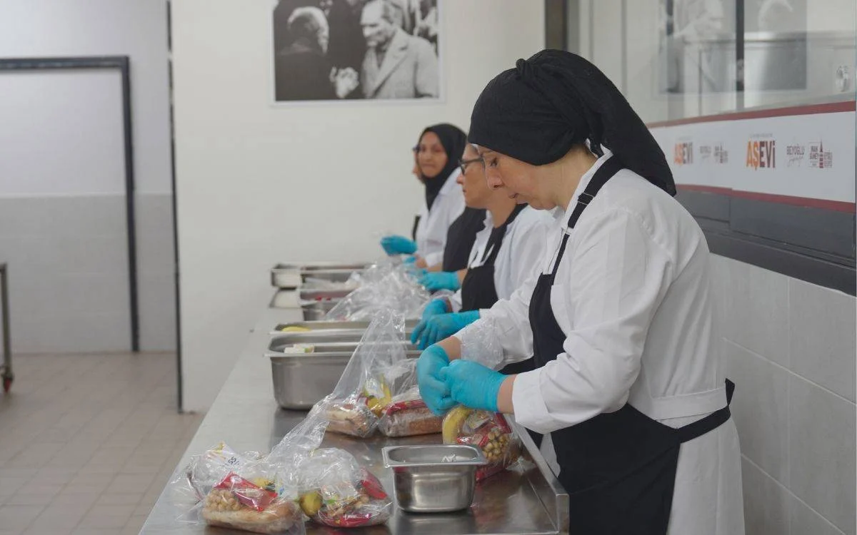 Cezaevindeki başkanların "Beslenme Saati" projesi devam ediyor