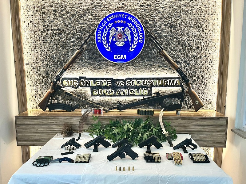 AKSU İLÇESİNDE EŞ ZAMANLI OPERASYON YAPILDI