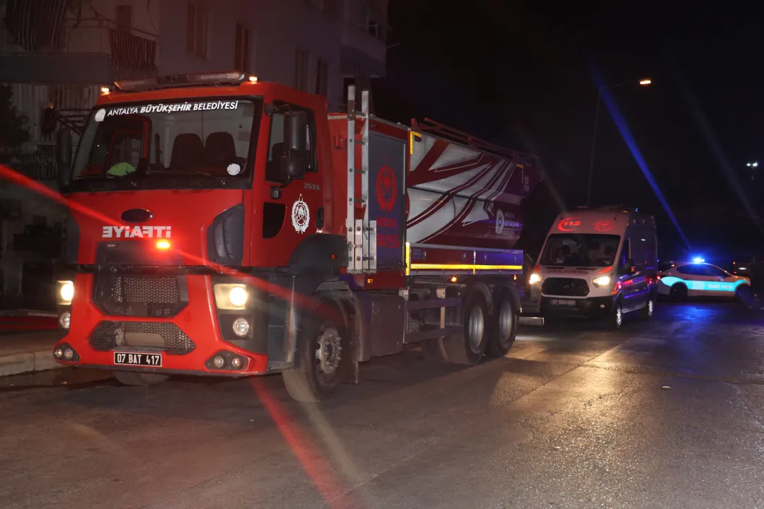 Kepez’de bir evde Ocakta unutulan yemek yangına yol açtı