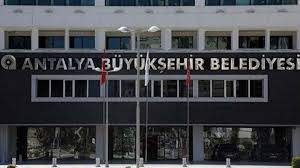 Antalya Büyükşehir Belediyesi'ne yeni operasyon: 20 kişi hakkında gözaltı kararı