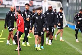 Beşiktaş, derbi hazırlıklarına başladı