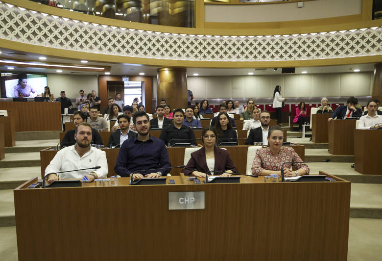 Büyükşehir Gençlik Meclisi kentin geleceğine ışık tutuyor