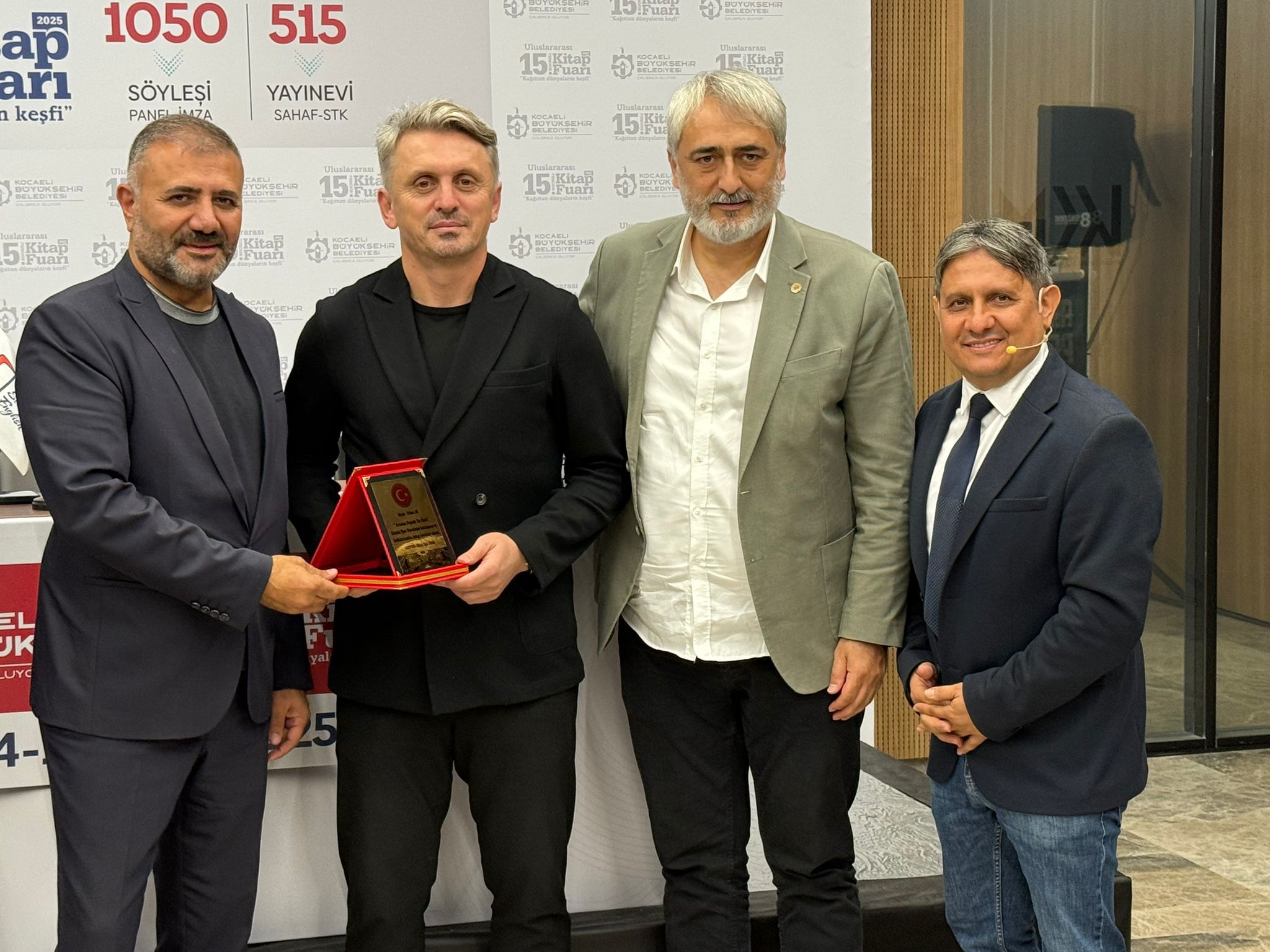 “Armanın Tutkusu” bu söyleşide konuşuldu