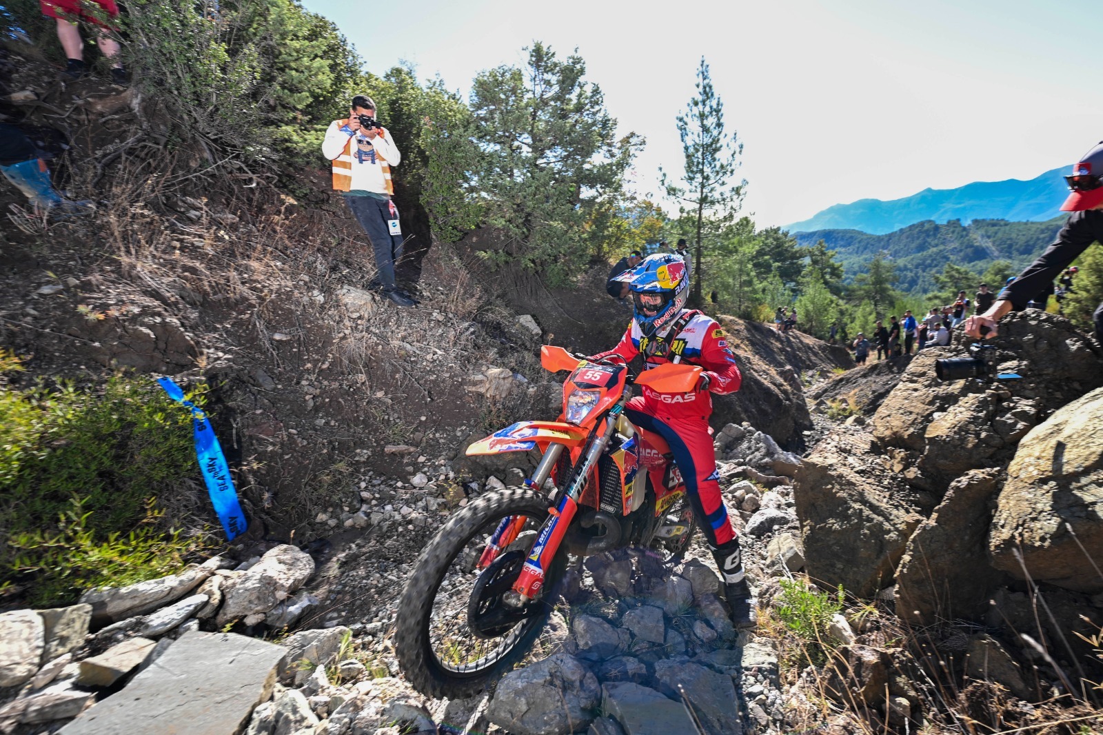 Kemer'de Sea To Sky Enduro Yarışları orman etabı koşuldu