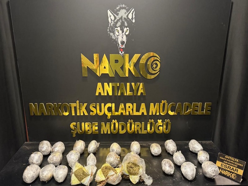 Antalya'da Narkotik Operasyonu