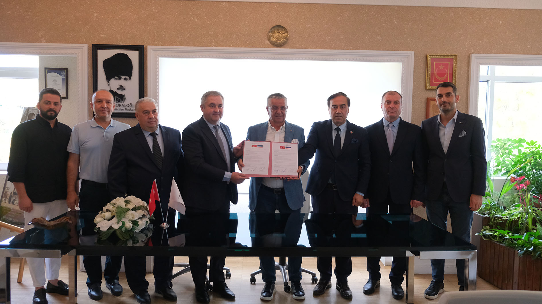 Kemer Belediyesi Kıpçak Belediyesi ve Avrupa Türk İş Birliği Konseyi arasında Kardeşlik ve İyi Niyet İş Birliği protokolü imzalandı