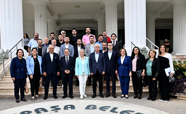 Başkan Uysal, ‘Muratpaşa, bir altı ok belediyesidir’
