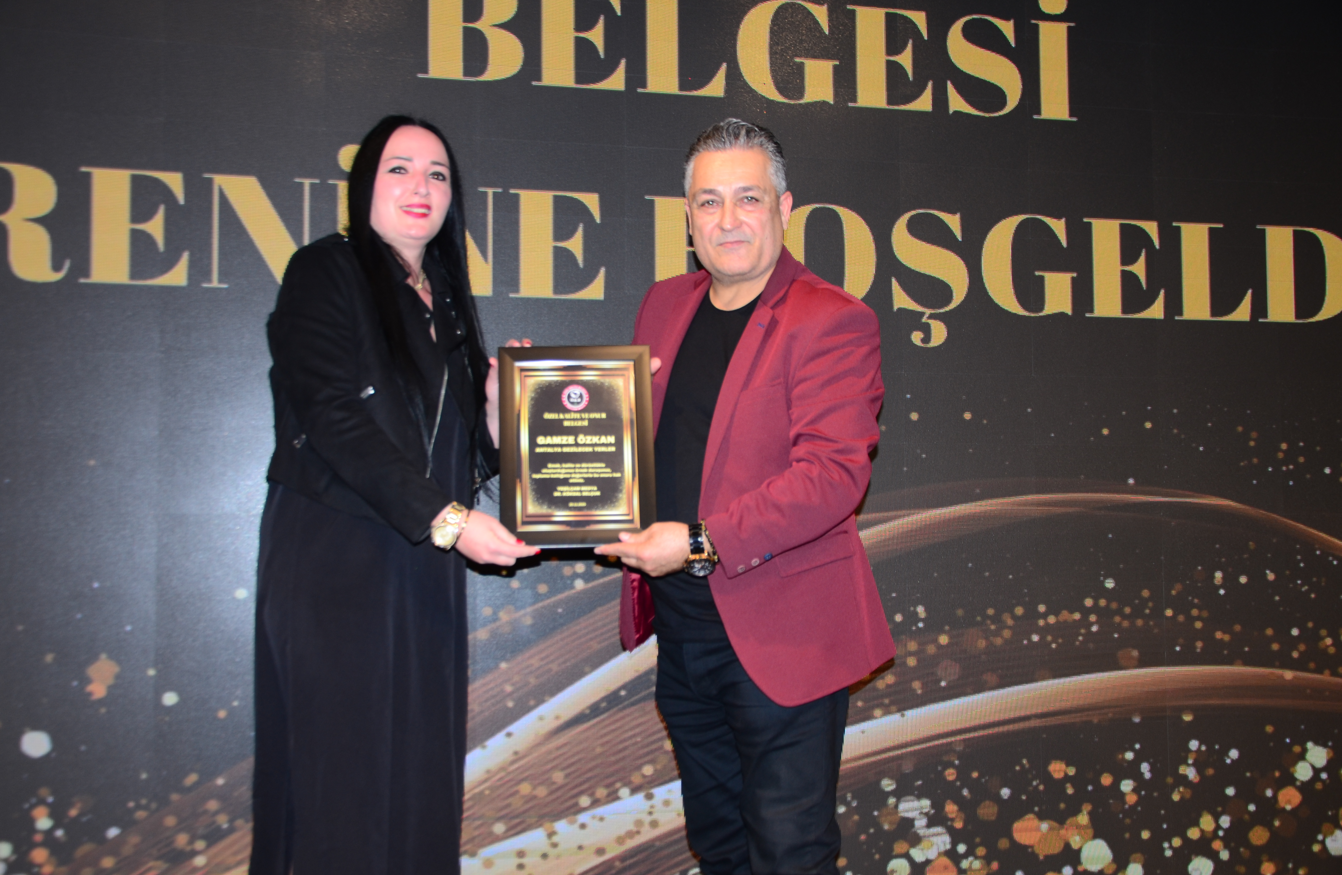 Antalya Gezilecek Yerler Instagram Sayfası Sahibi Gamze Özkan, Özel Kalite ve Onur Belgesi’ne Layık Görüldü