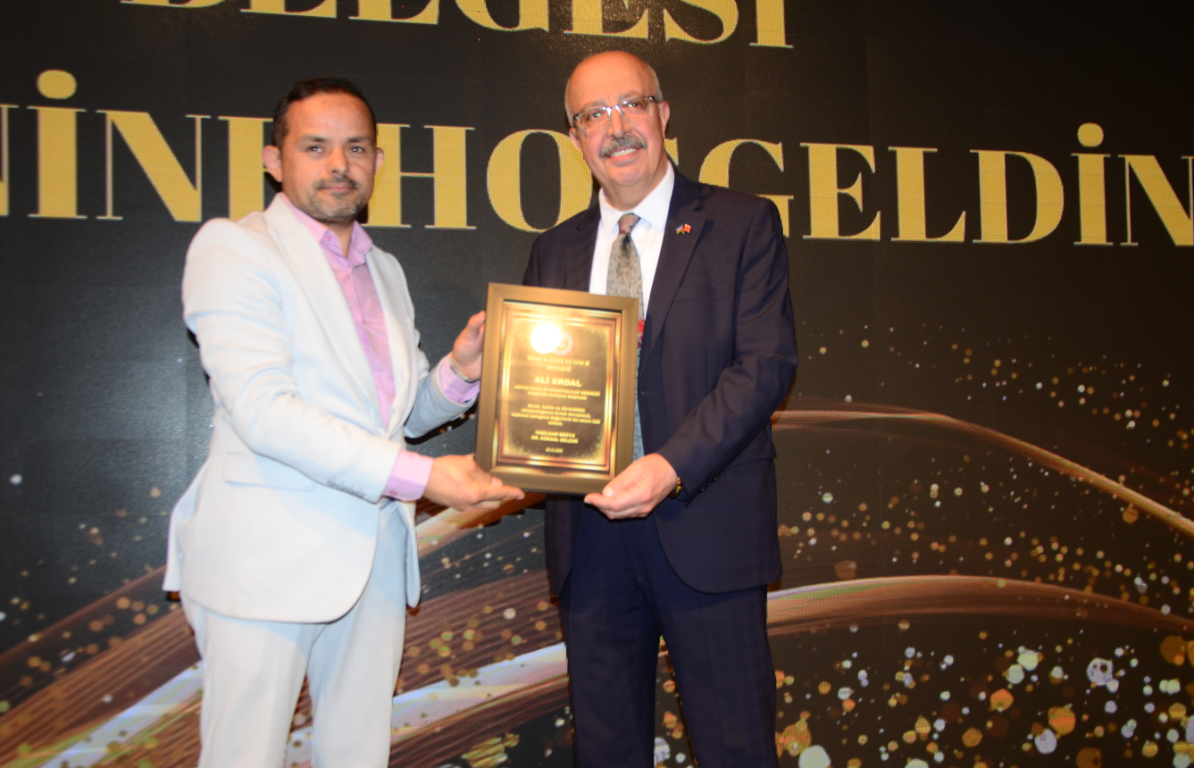 Antalya’daki Ispartalılar Derneği Yönetim Kurulu Başkanı Ali Erdal, Özel Kalite ve Onur Belgesi’ne Layık Görüldü