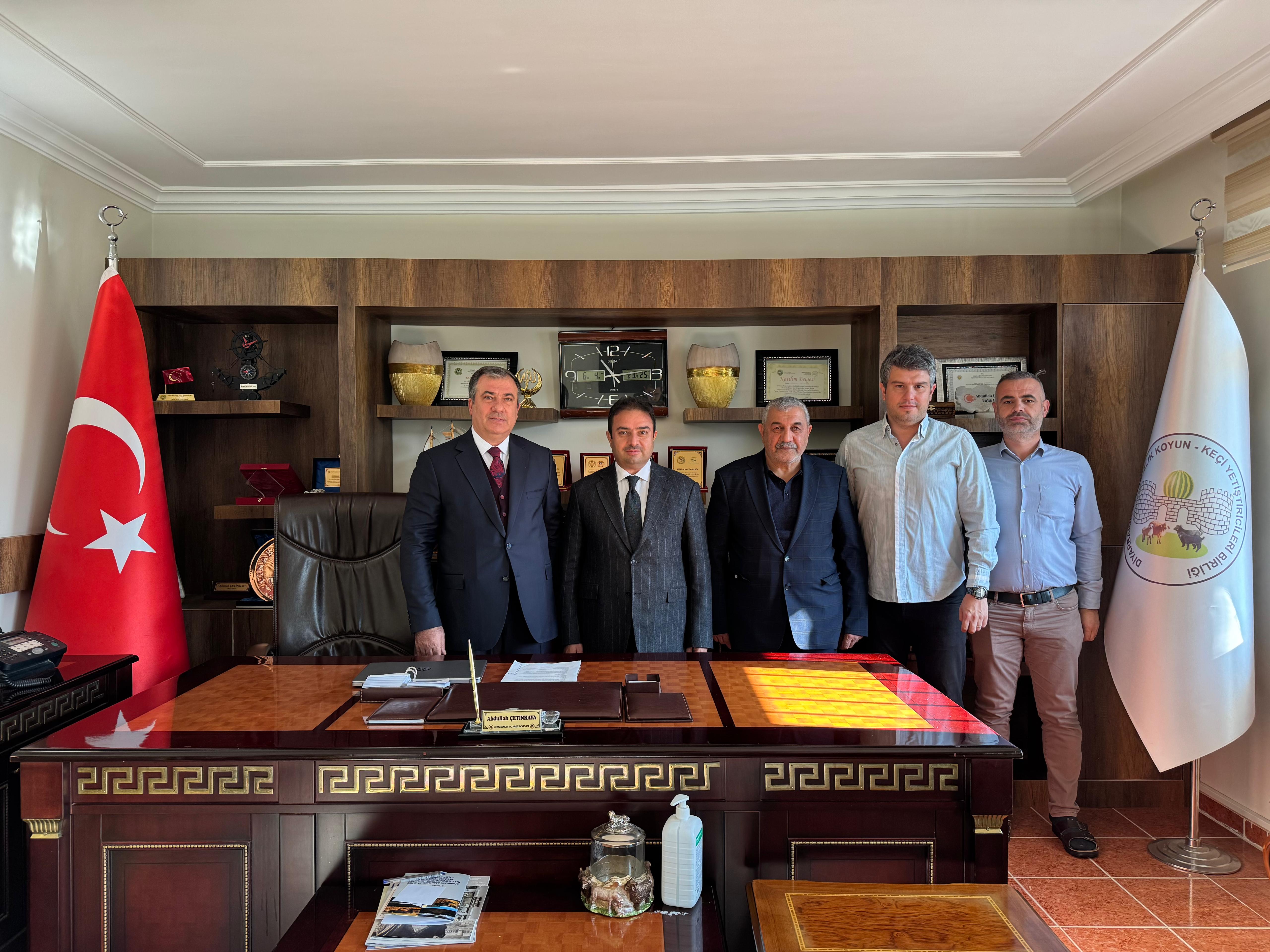 DİYARBAKIR'A HAYVAN PAZARI MÜJDESİ  ŞAP NEDENİYLE ARA VERİLMİŞTİ